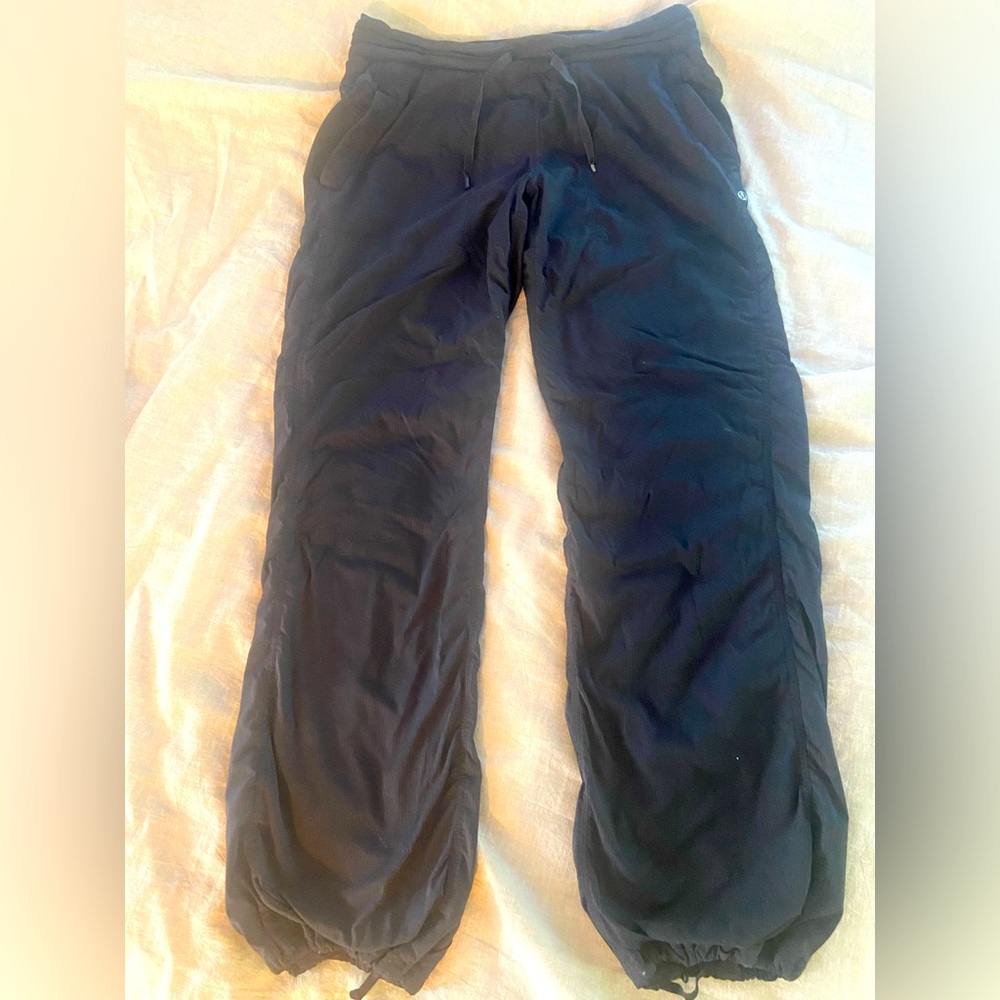 Lululemon black draw string pants, lined, sz M